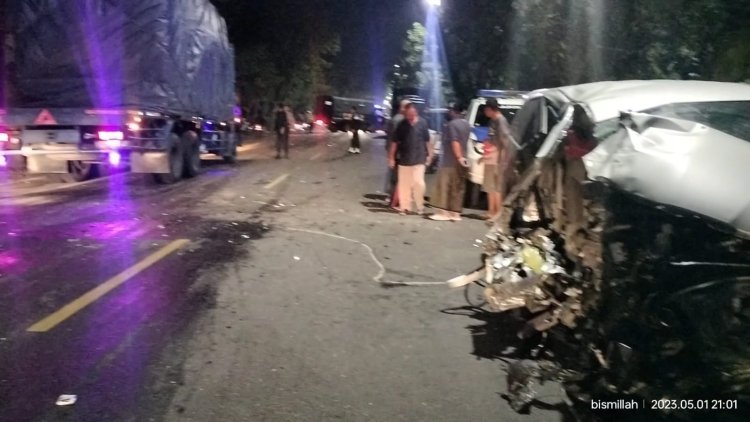Mobil Iring-iringan Brimob Polda Jatim Terlibat Kecelakaan di Bojonegoro, Satu Luka